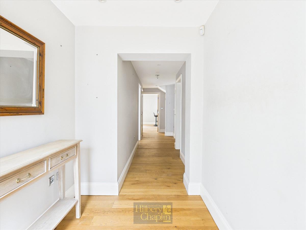 Property Image 121e3207-9dd2-440f-aff8-b99014b74835