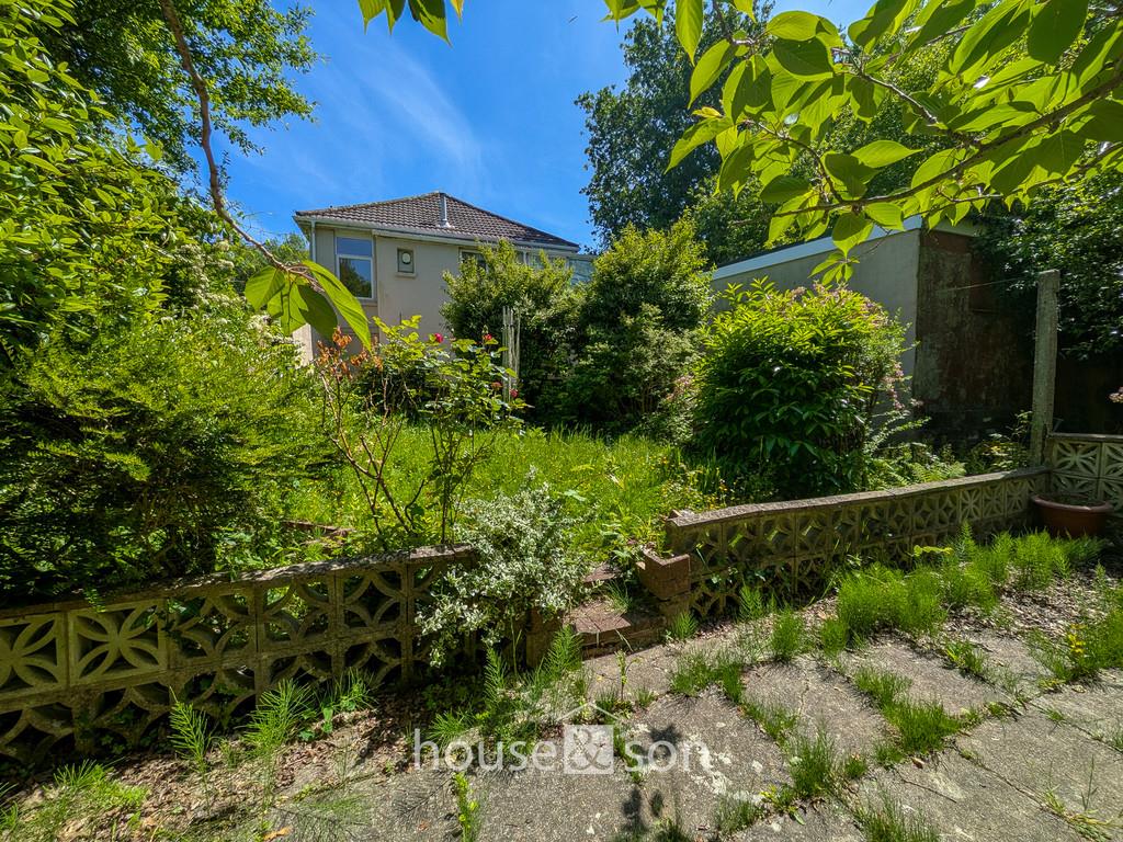 Property Image 122a42ee-89c1-4ecd-98ba-31db4d4c7298