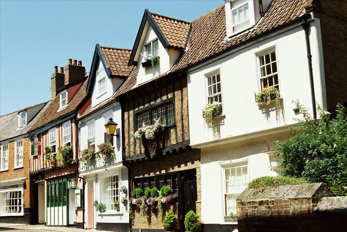 Street in Tombland, Norwich