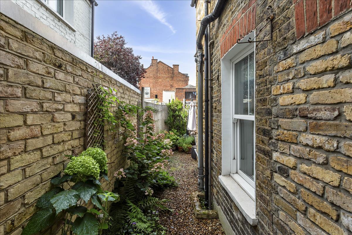 Property Image 125753b7-0d97-4b4a-917d-5ebd4e07d9b7