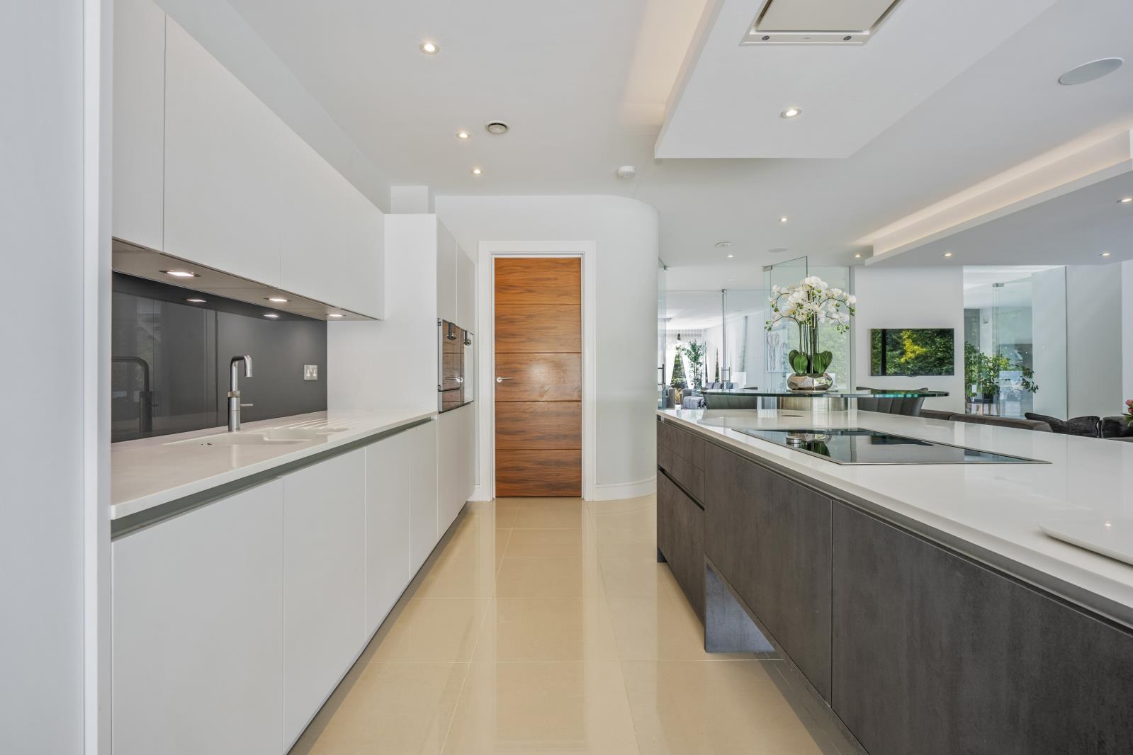 Property Image 125d0970-0fc0-4370-bb14-c1118158f007