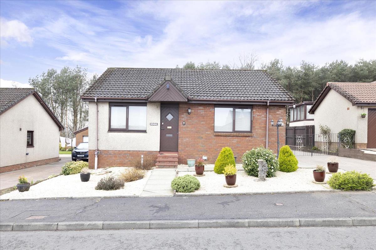 Property Image 1263ff37-b6a0-4dcb-badf-5d5b3104807c