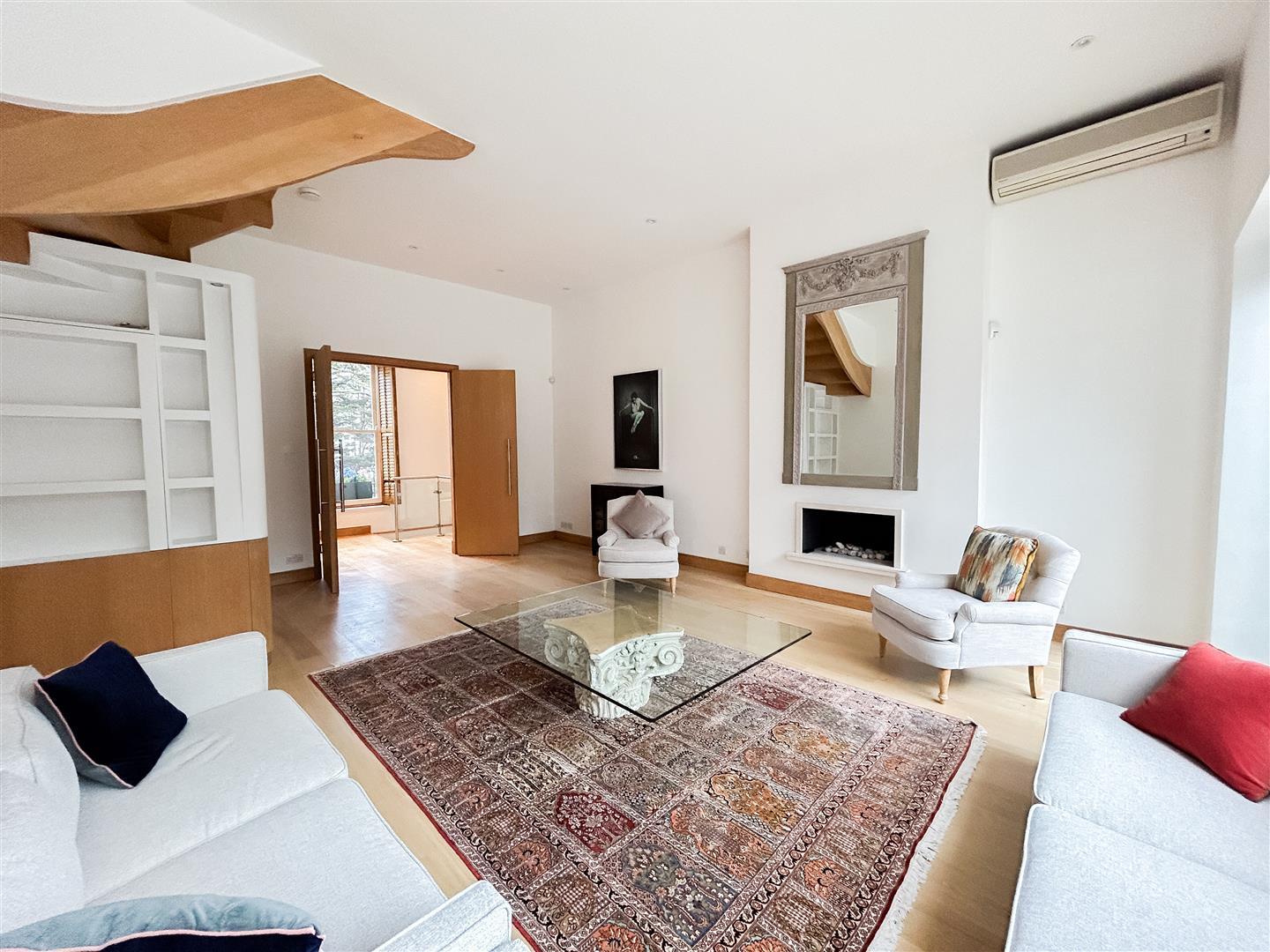 Property Image 12875a94-5de7-45ac-8a95-f614b93fdd78