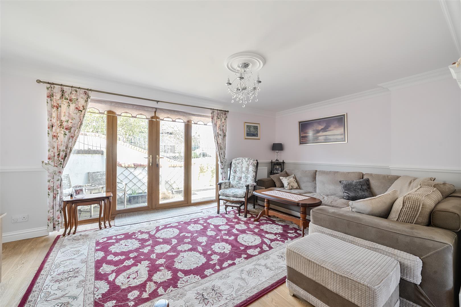 Property Image 129a2c54-b64e-4e96-a01e-37cc6044fa7f