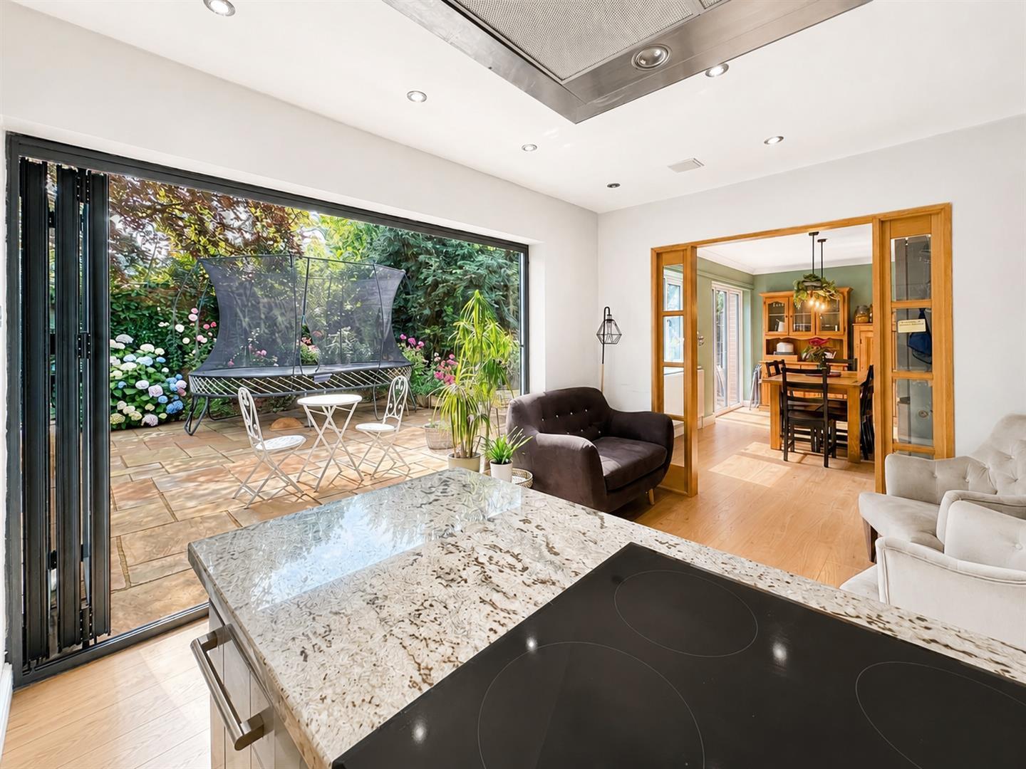 Property Image 12bed27d-d9bc-49db-9c01-e2407c3db559