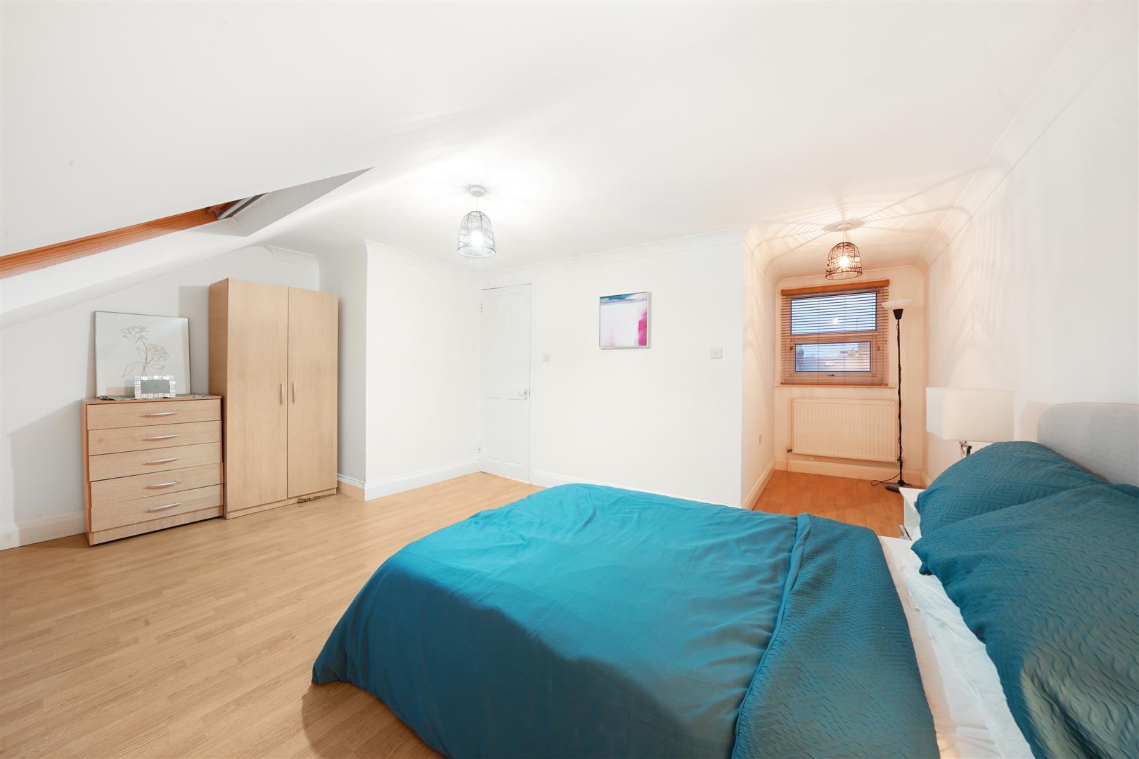 Property Image 12d39ac9-b111-47bc-8b4e-9e01403de8d3