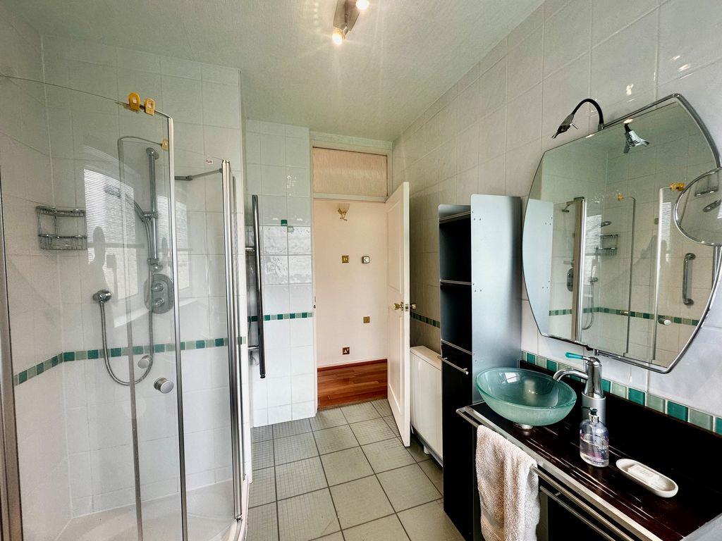 Property Image 12d75c9a-0bba-4532-8328-9c75daf8bfbf