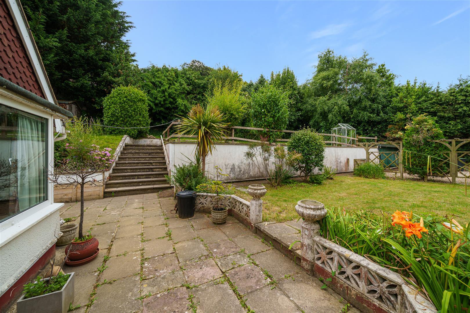 Property Image 12f42715-d75b-43e2-bcf2-ce033002e1ba