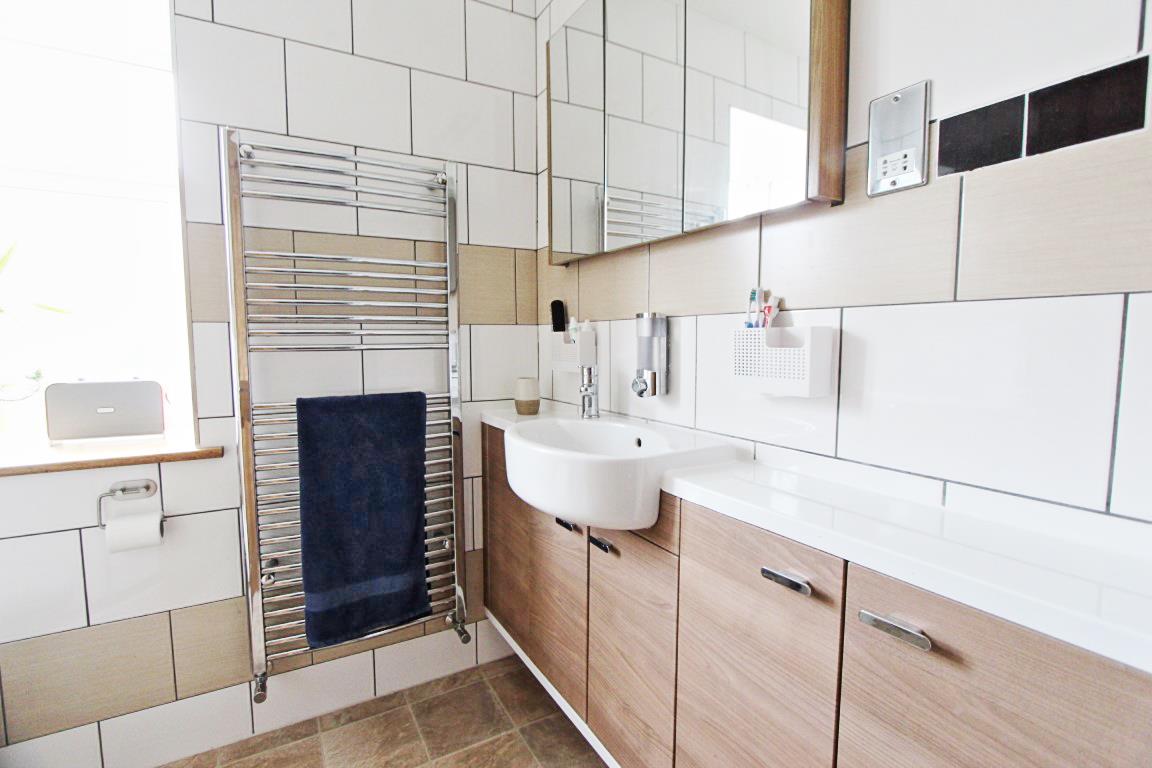 Property Image 12fe81e0-5493-4f2b-96ea-5c13ae5c5e3d