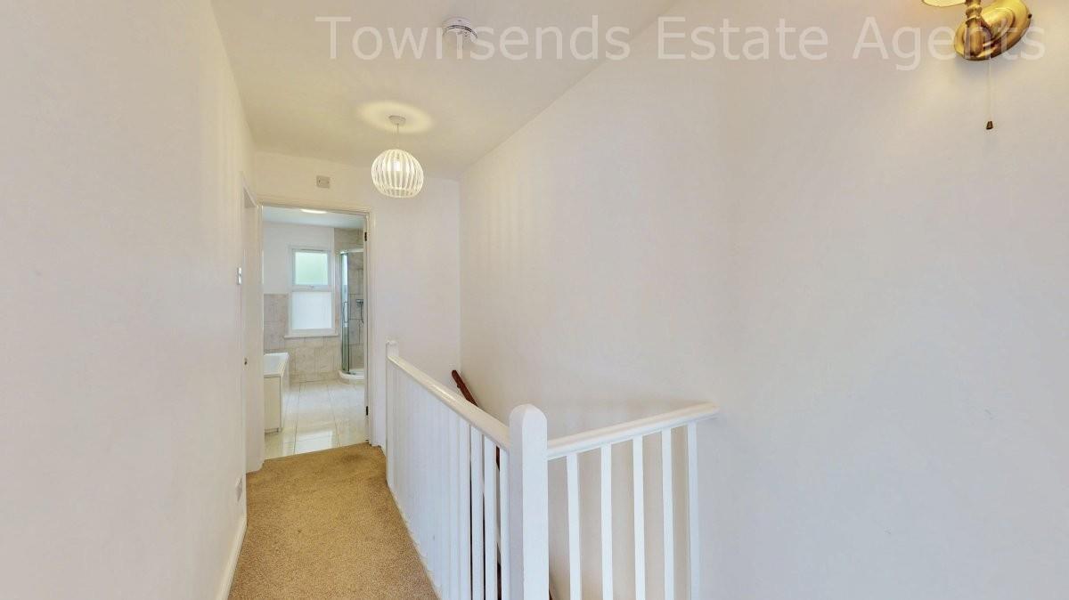 Property Image 1300e5dd-689b-426a-85d6-b77aad89e789
