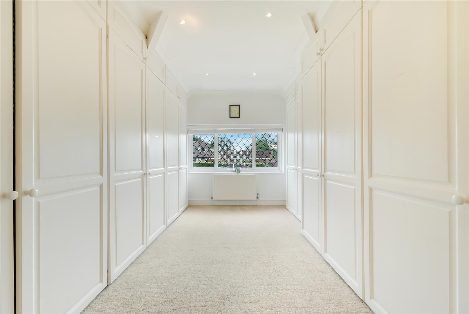 Property Image 130410a9-4ea2-4451-8245-f7bd2777c4d4
