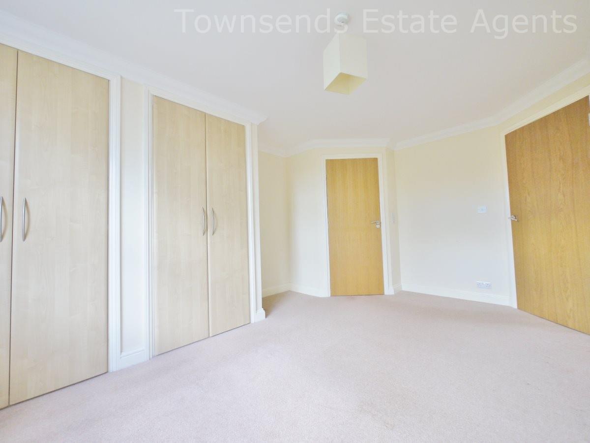 Property Image 131eb51d-3b37-4f27-8c38-5ac84dd3dd5b