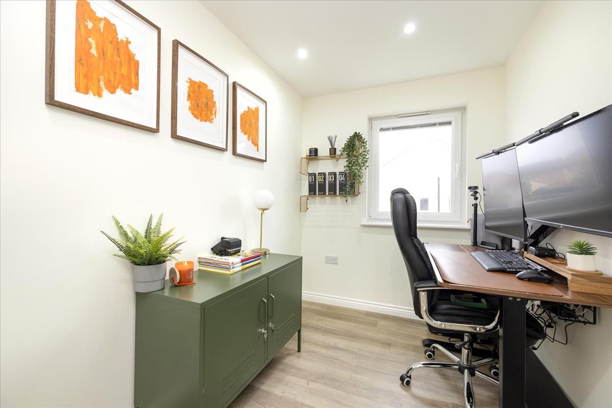 Property Image 131f3b24-f781-4775-bf9f-0a303be6196e