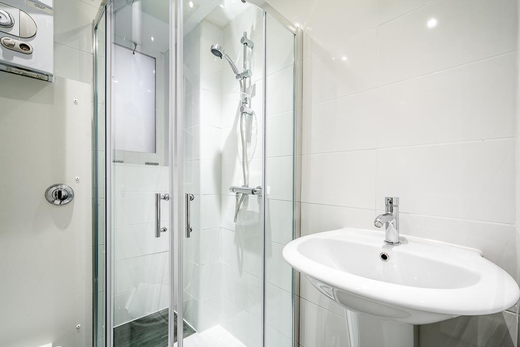 Property Image 133eeb98-e162-4d8c-bffe-8b1f52b6c1ee