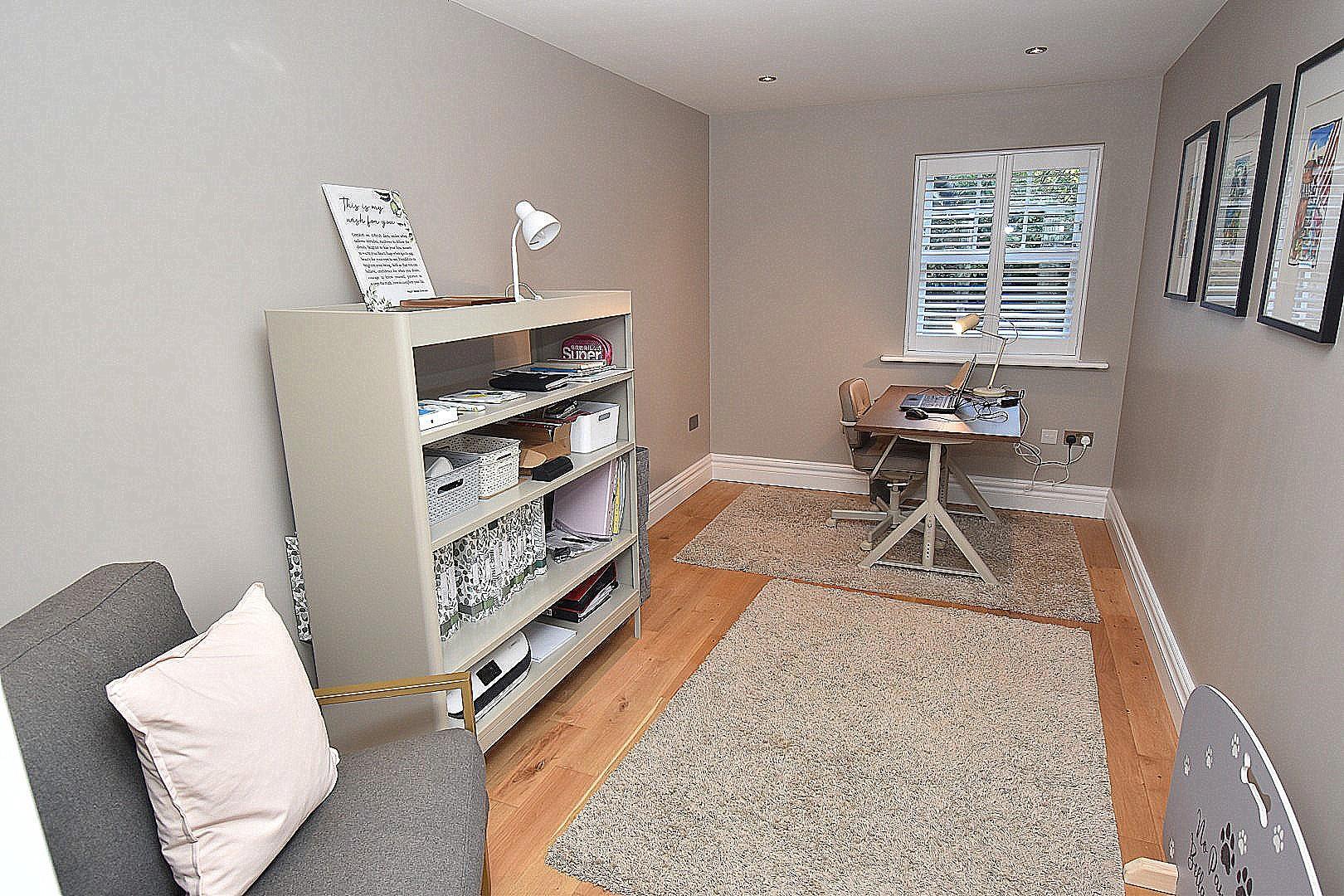 Property Image 1340557f-c741-433f-ad34-accc105f222b