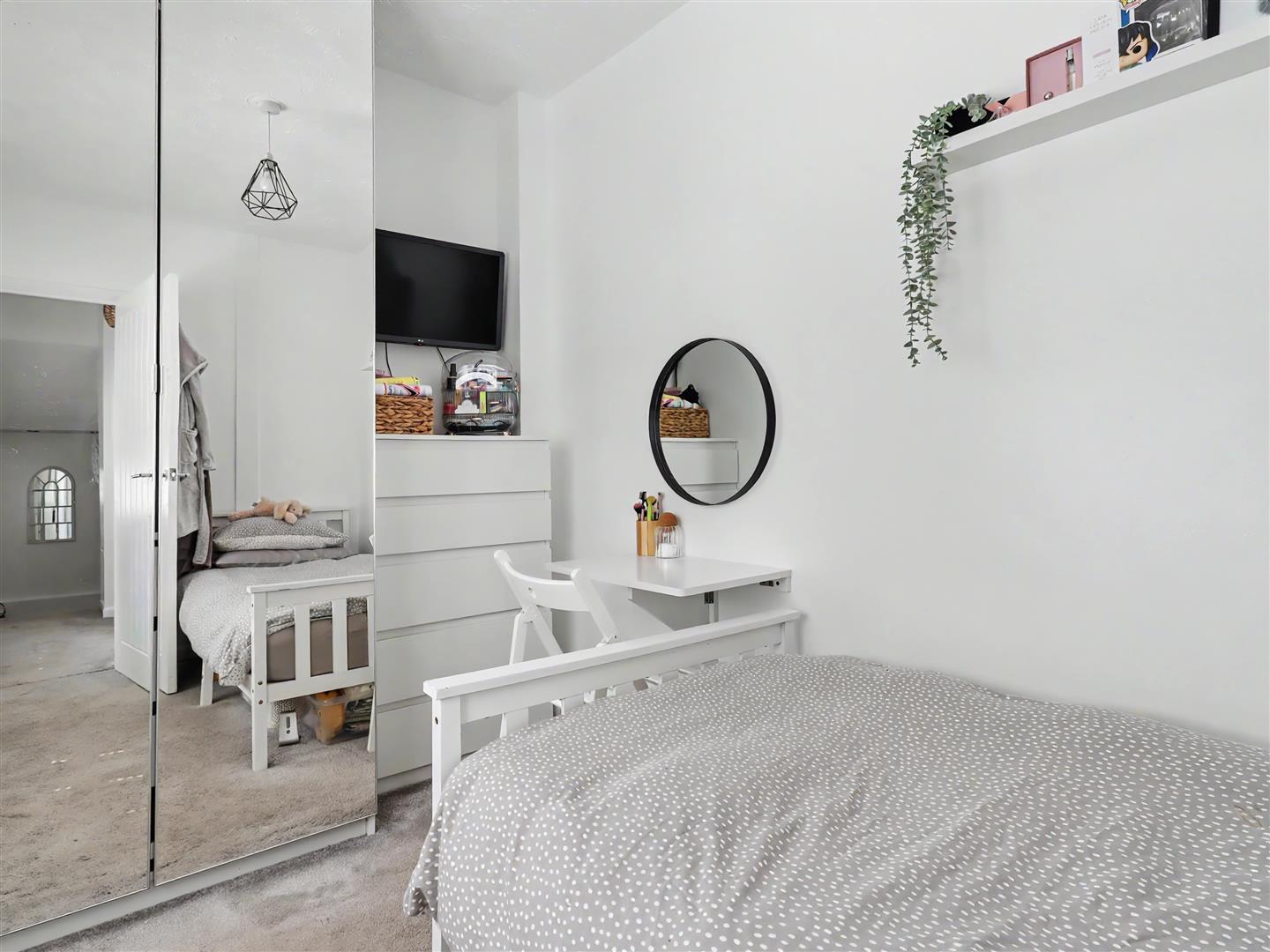 Property Image 135557a7-8f9e-41ac-bdeb-8fa5d3ea7cee