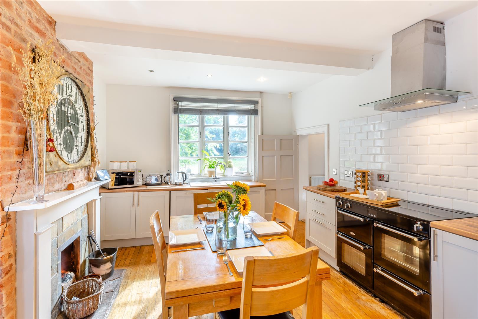 Property Image 13561931-1e8d-45f6-b674-958a6d957eb9