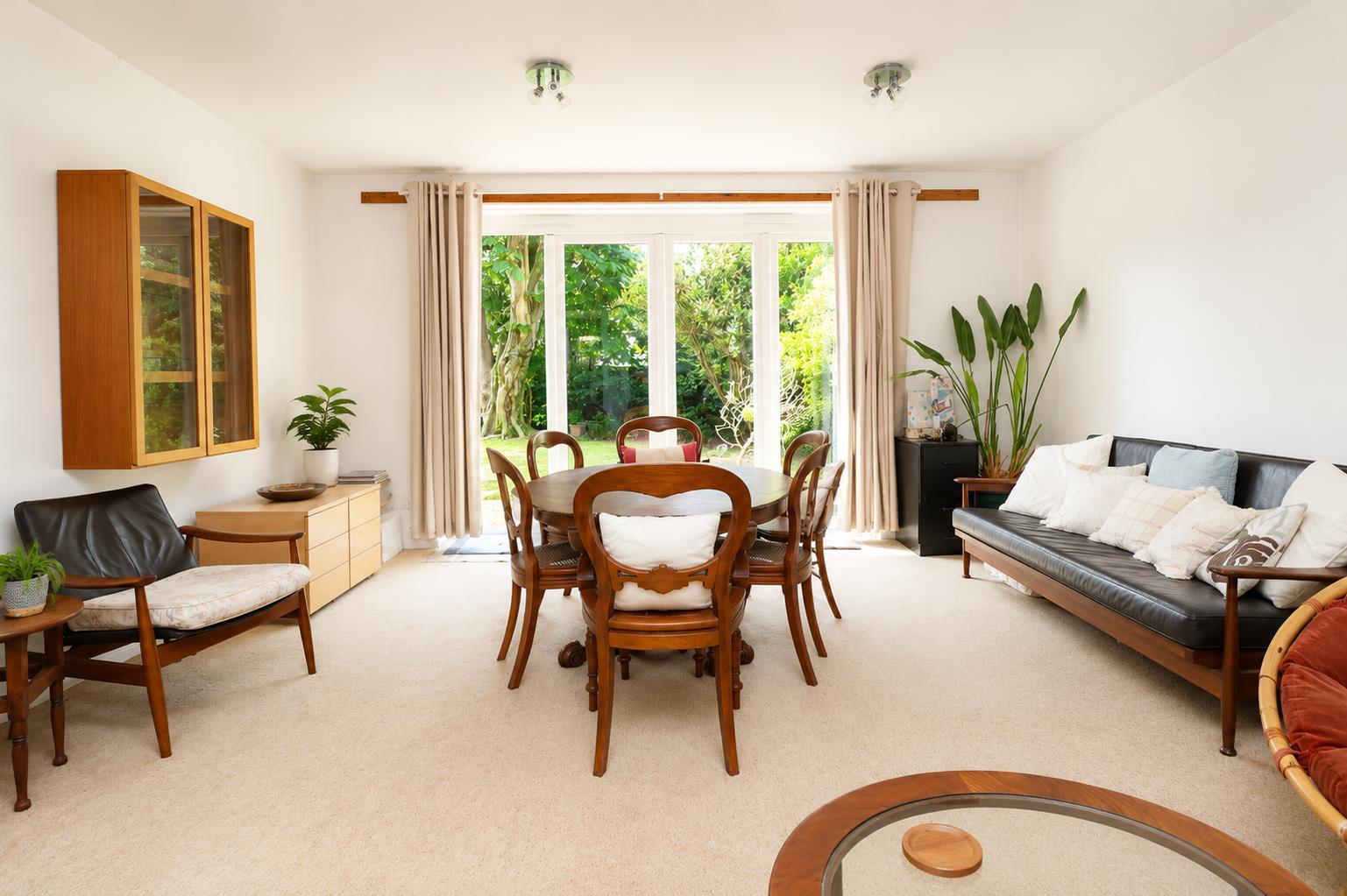 Property Image 1356e8af-66ff-4677-9b2d-4d33aee770ec