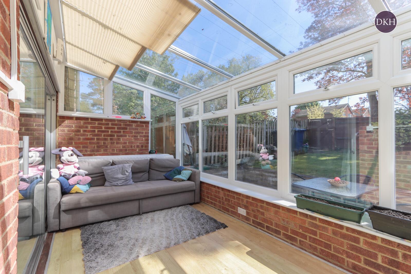 Property Image 137f8dd6-f443-49f6-9ef1-e4e241e007bf