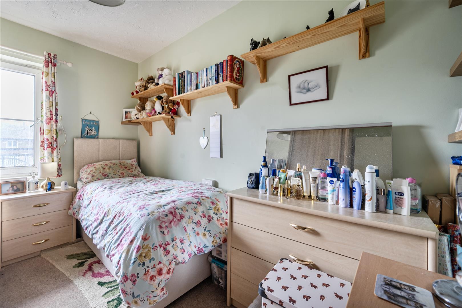 Property Image 1391739f-934b-427b-8f02-d62e3e78f53f