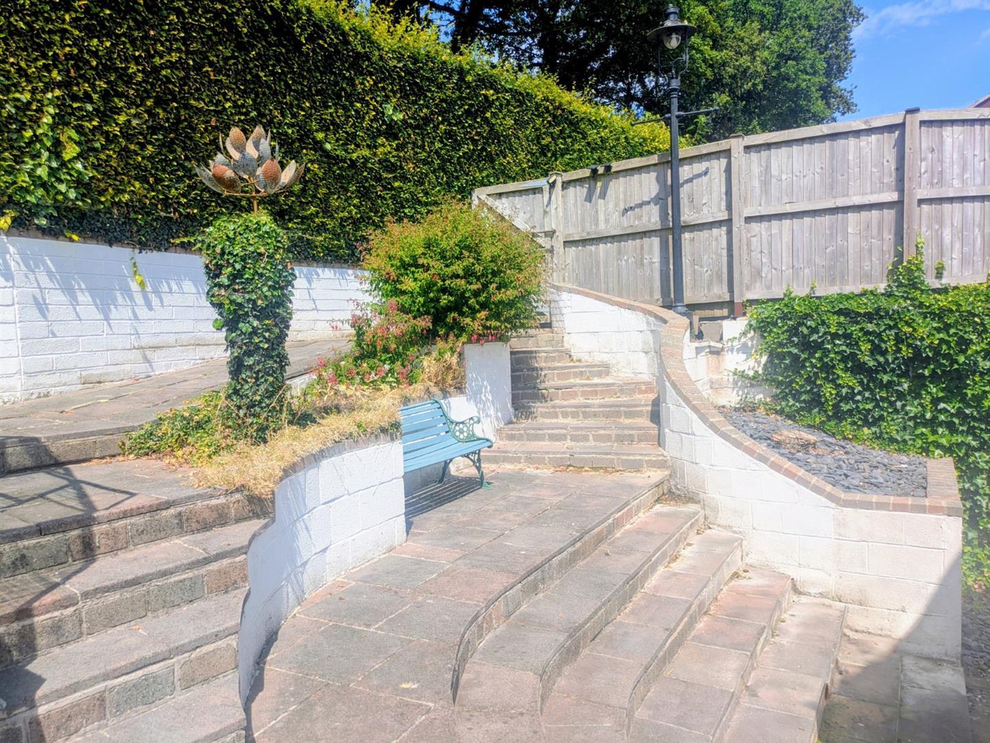 Property Image 139c217e-12b7-414c-b40b-02e6b1b130ba