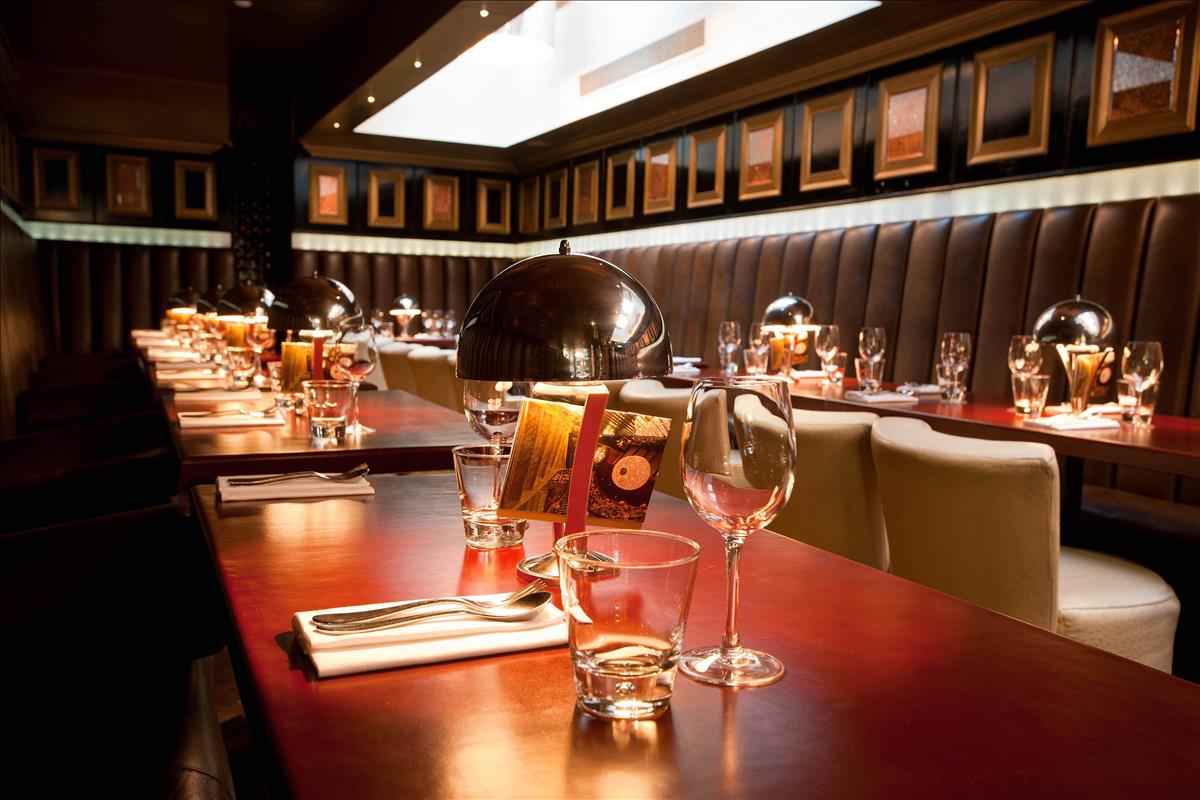 Bar to lease in London