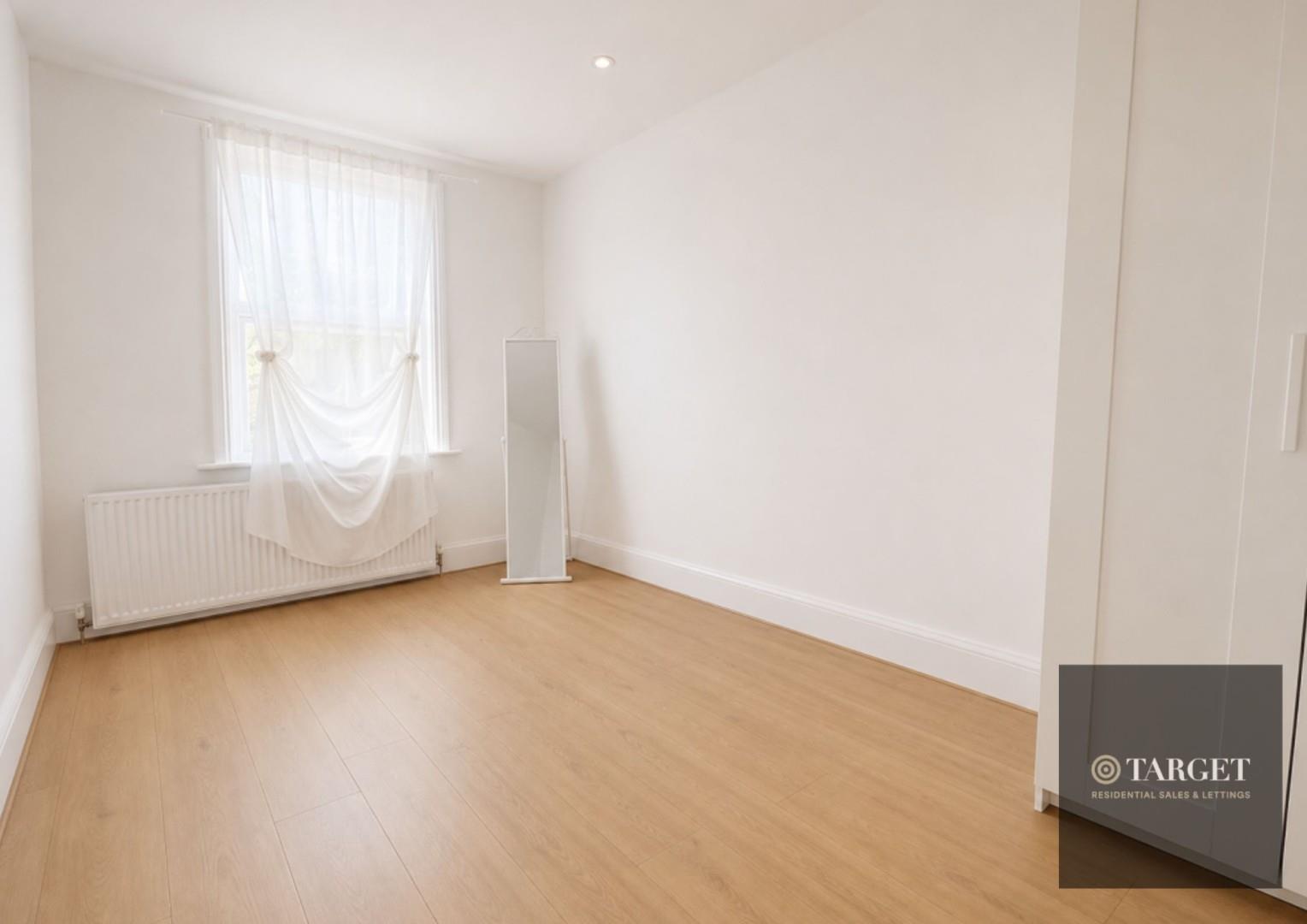 Property Image 13a30d7c-6e1d-4b3c-935d-88c63d0ae6d2