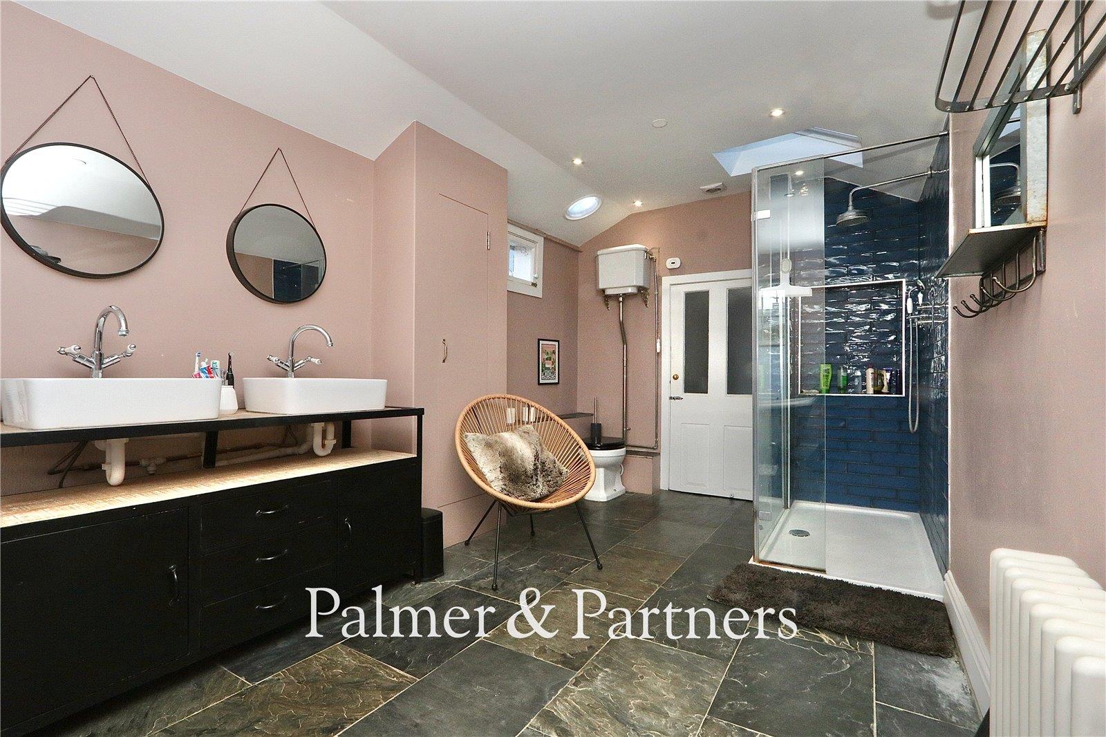 Property Image 13a83ec6-e8ee-4fe1-8d25-ed438d26c935