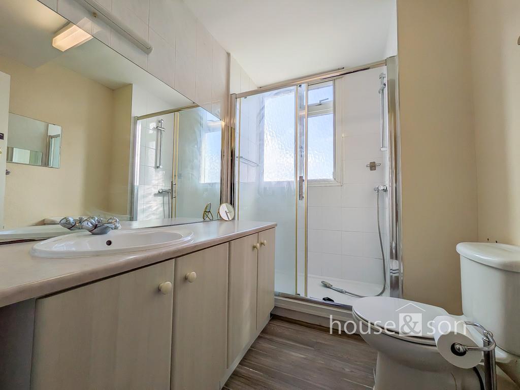 Property Image 13ace658-e58a-4755-a587-615eaa51fccc