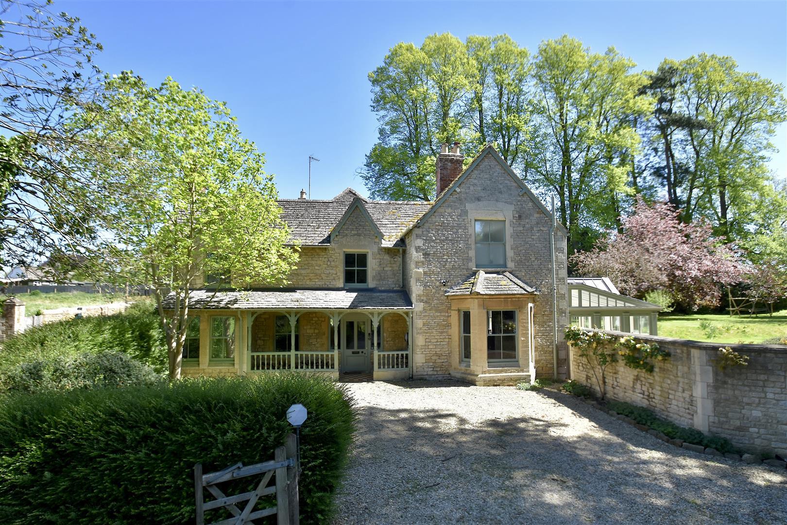 Property Image 13b134ac-03fa-4a4e-a32b-94a5d17b726e