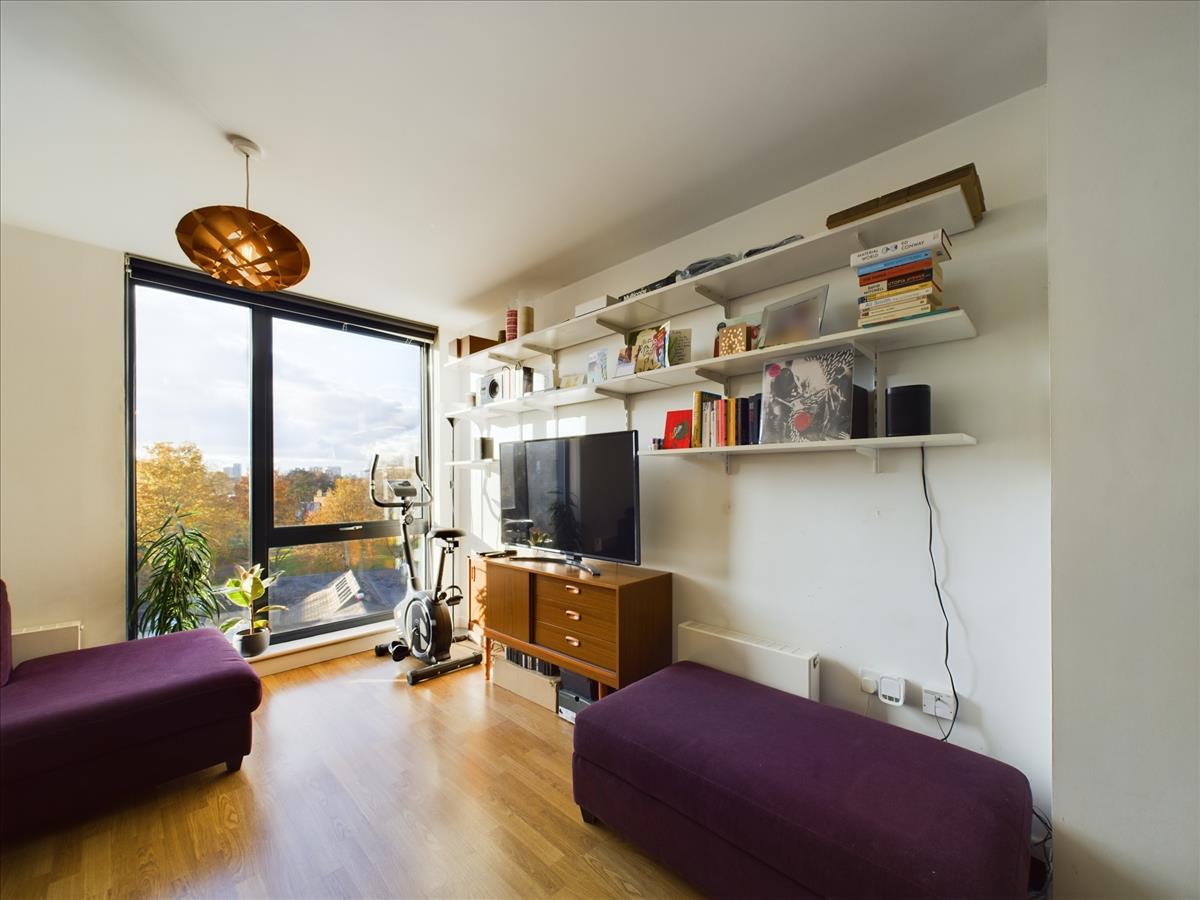 Property Image 13baf79d-c4b8-413a-a047-62b9f161aa22