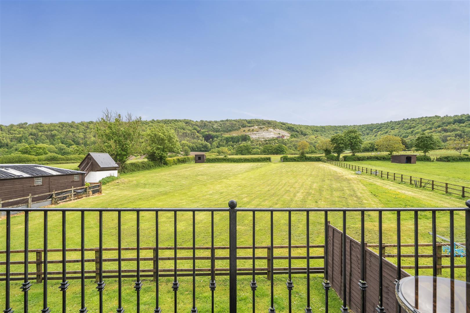 Property Image 13c034d0-4317-40d1-bc35-f76af2a43d4e