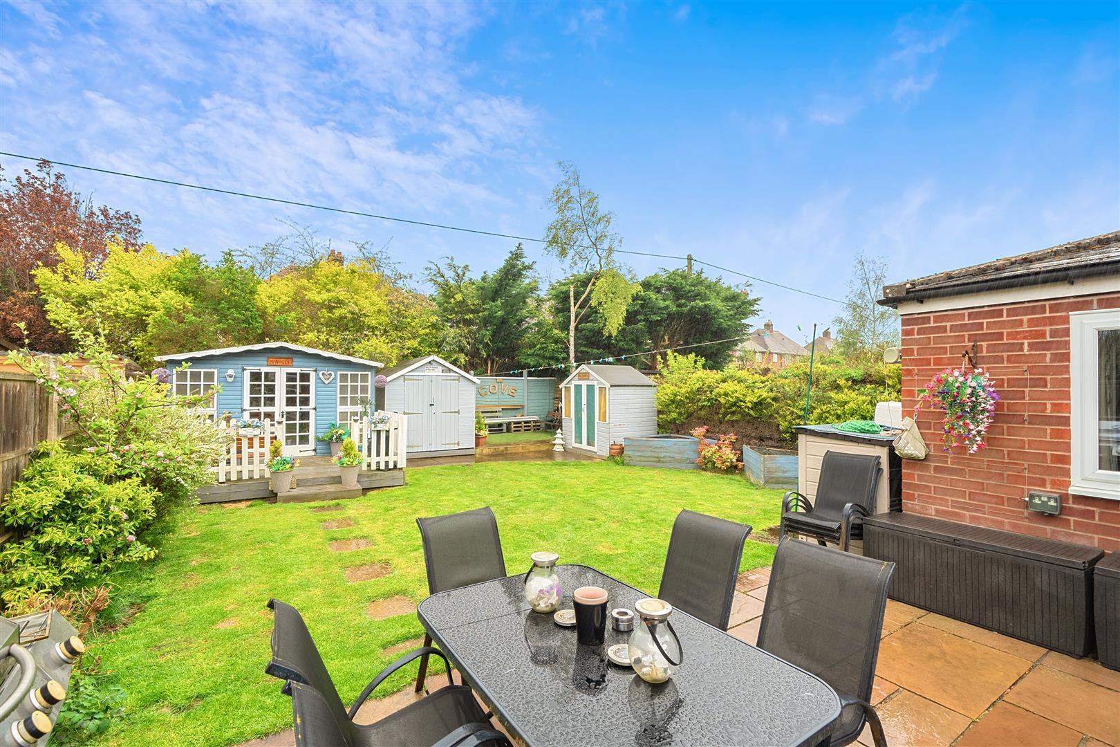 Property Image 13c06524-a5a6-46d8-bff9-7be5246623db