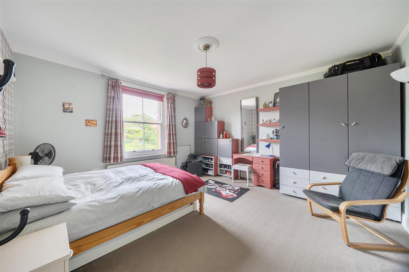 Property Image 13d525a1-fc8f-4ea4-8359-ee522e81e9f2