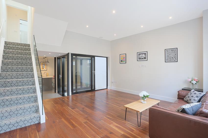 Property Image 13db0106-00ea-462b-80cf-d4b8b7747ce8