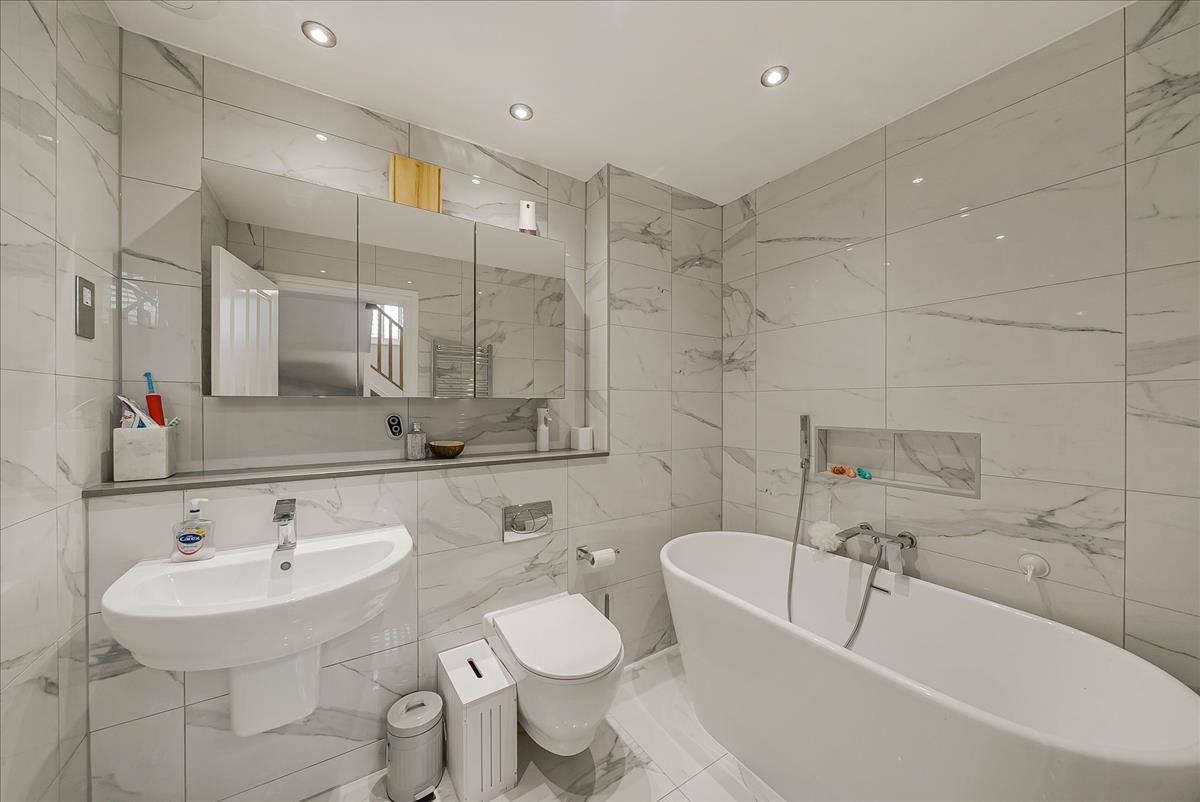 Property Image 13eb32c5-c28c-4a02-90cd-d25cceb49094