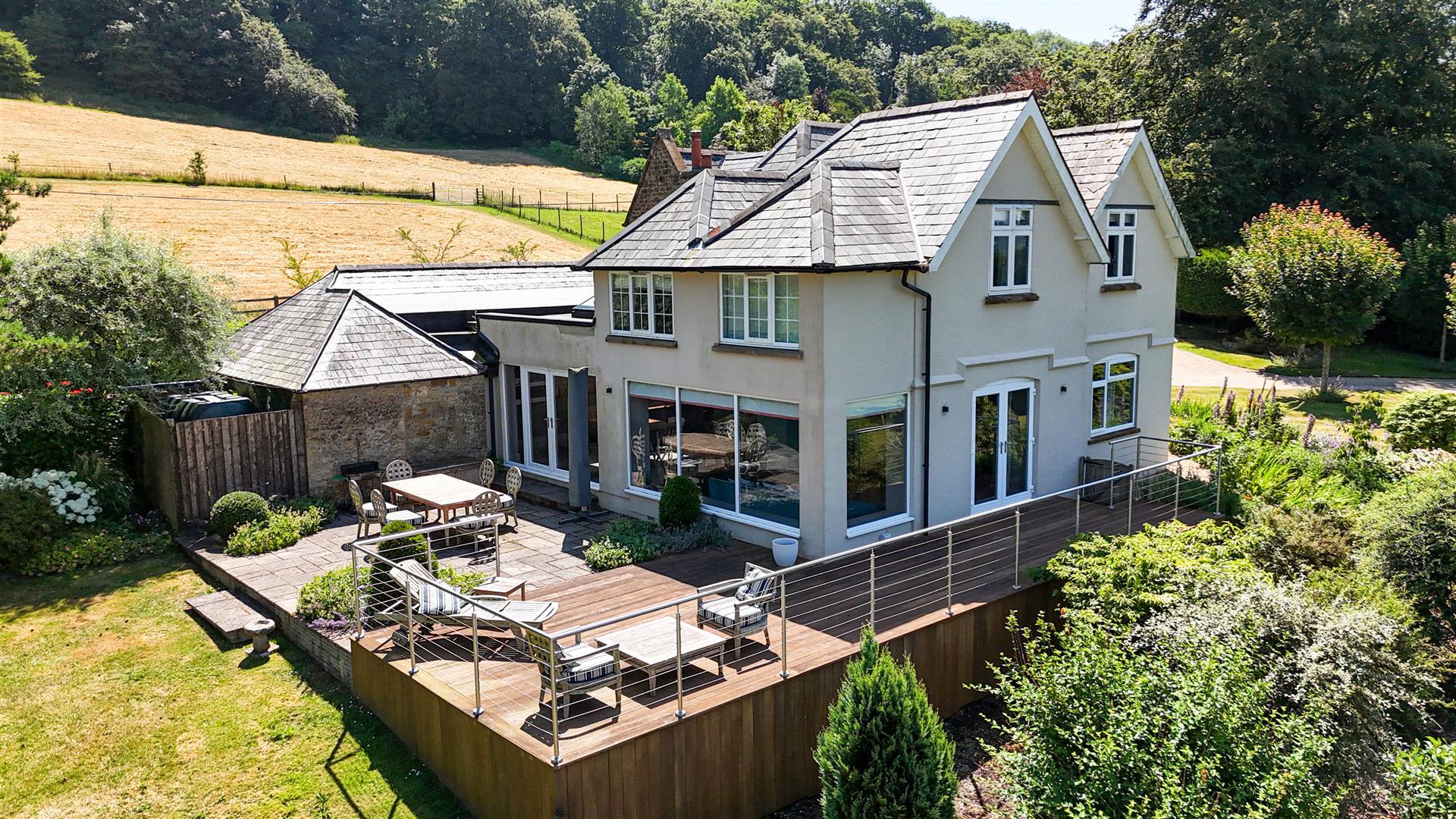 Property Image 140f6334-886e-441f-8b0f-cee3bc4a46a4