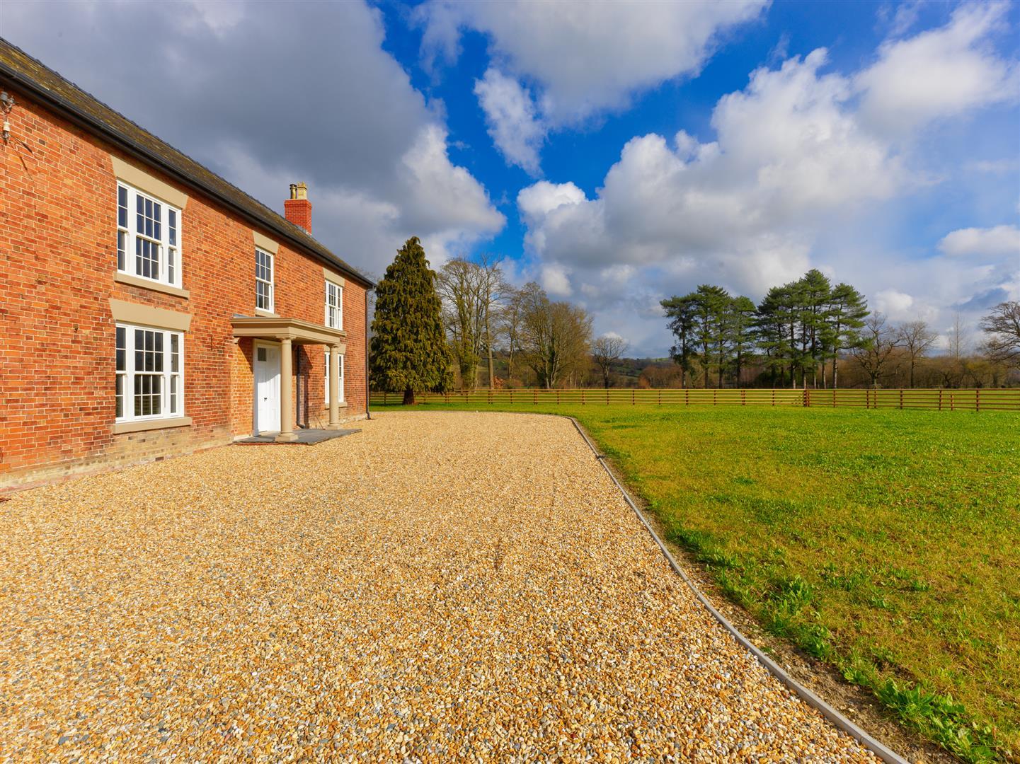 Property Image 1411d60a-b6a5-4e48-9689-0c06d63c6705