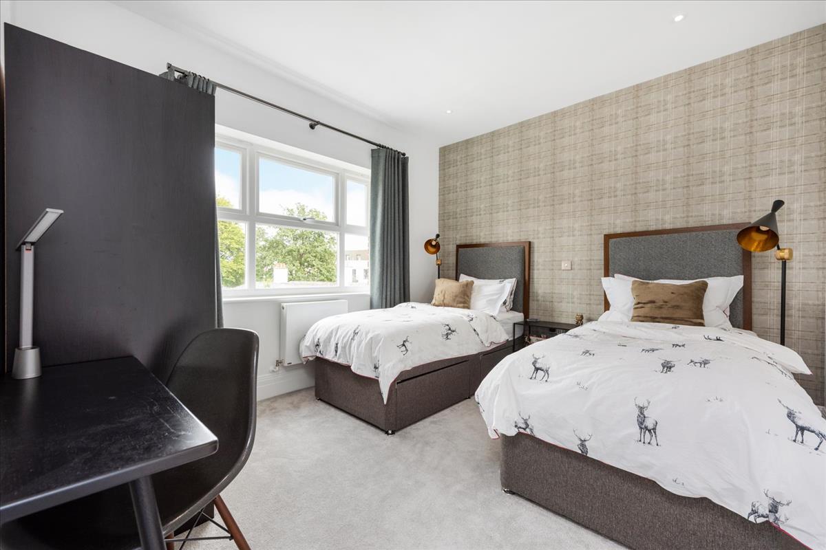 Property Image 1415614a-9e33-45e7-b2ce-fe703cd60375
