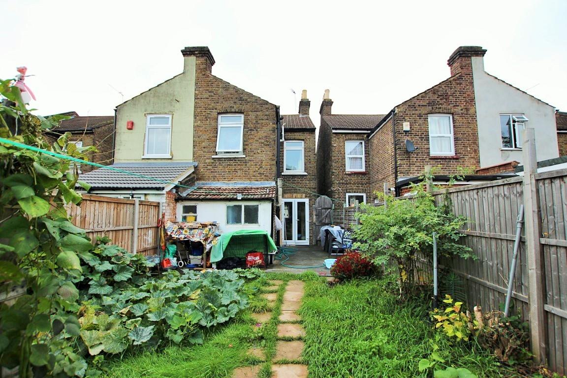 Property Image 141f12b8-090d-45d4-be07-daa48ae08235
