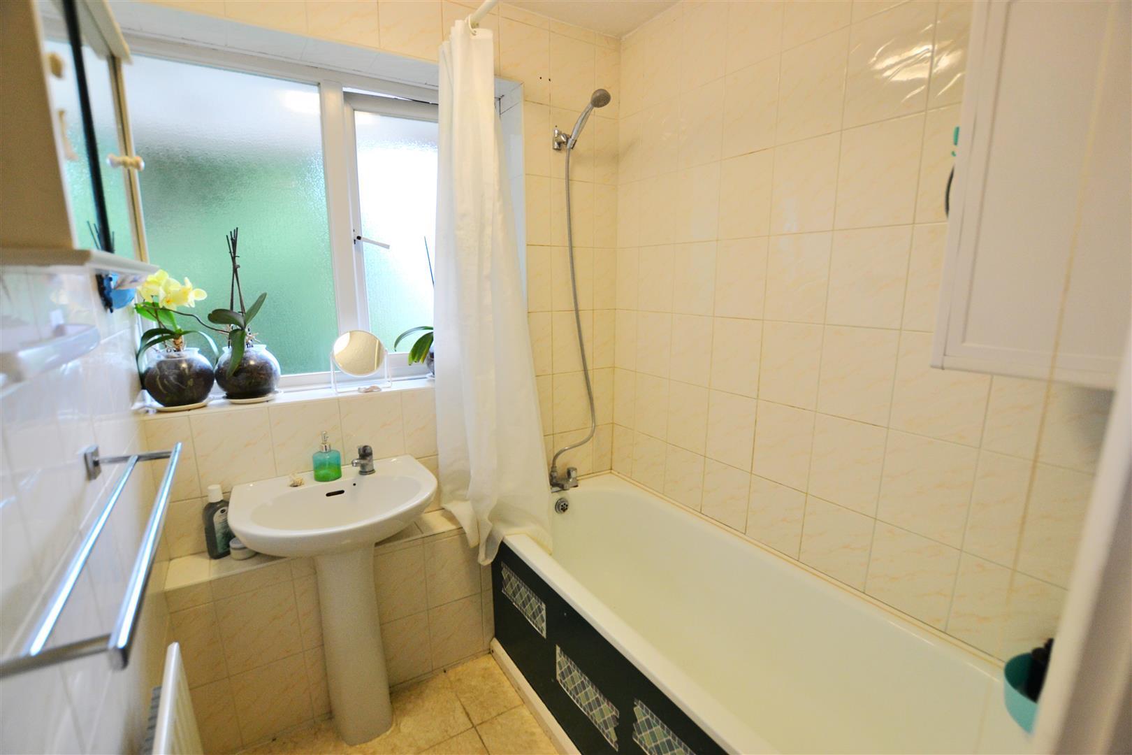 Property Image 142a918c-473a-4cea-b509-c4a686e476cd