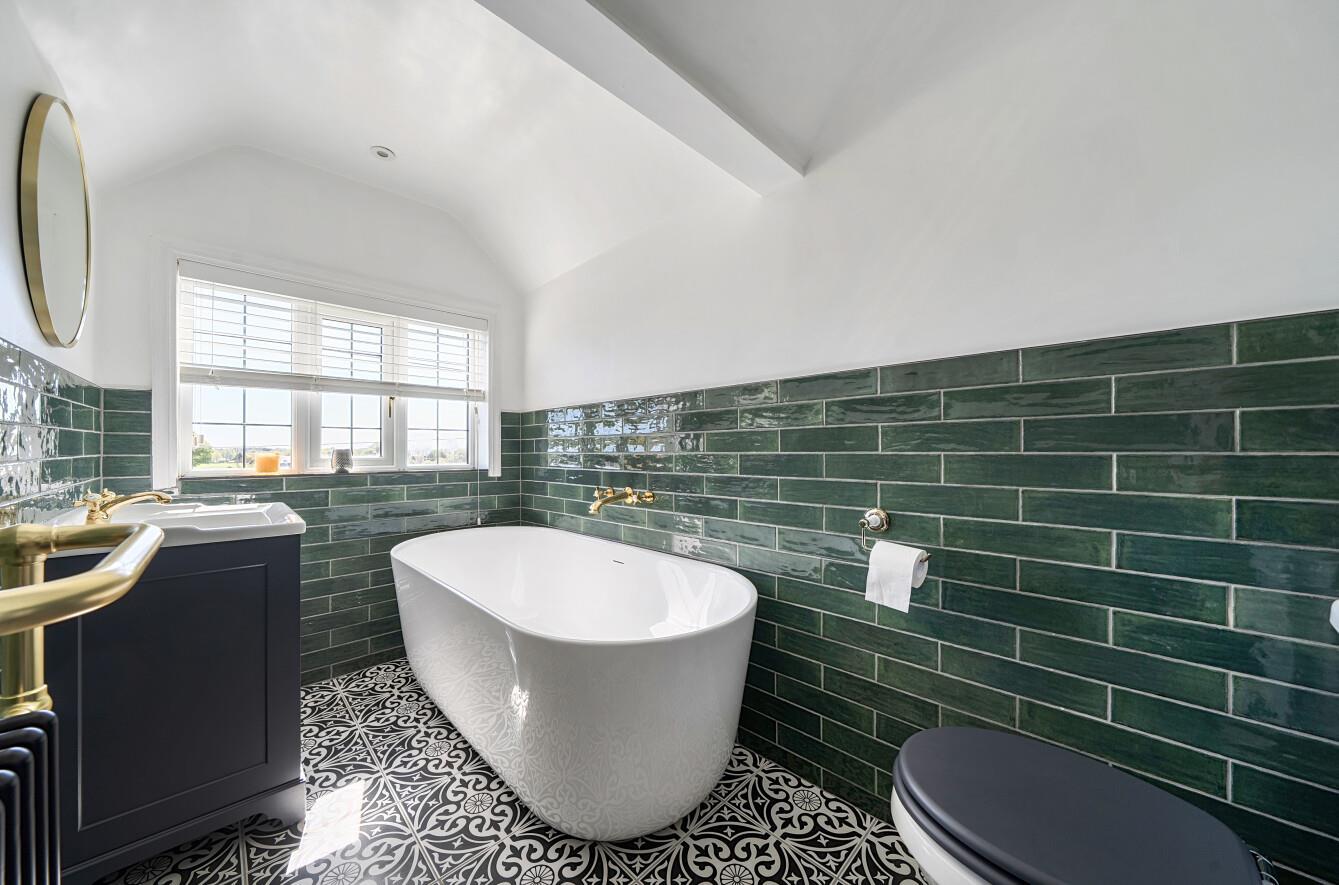 Property Image 14393f02-1092-455c-ba35-bc70aa1b2253