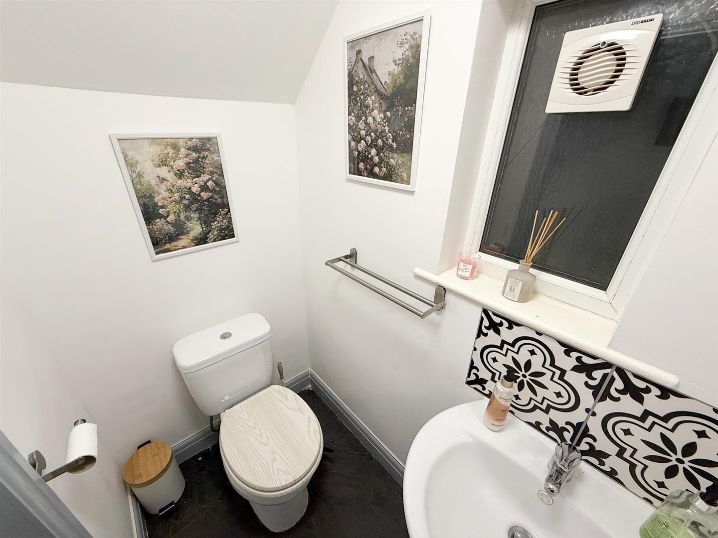 Property Image 143d602a-ed8f-46e4-abff-85794aec09e1