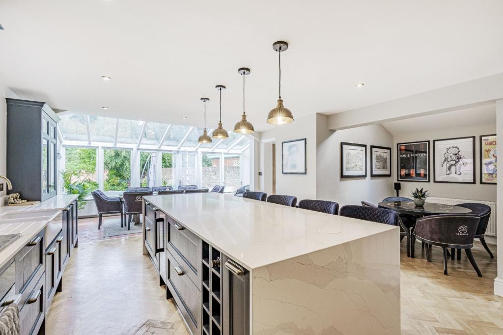 Property Image 143e0da8-ee8d-4d86-a89a-fed0424dcde9