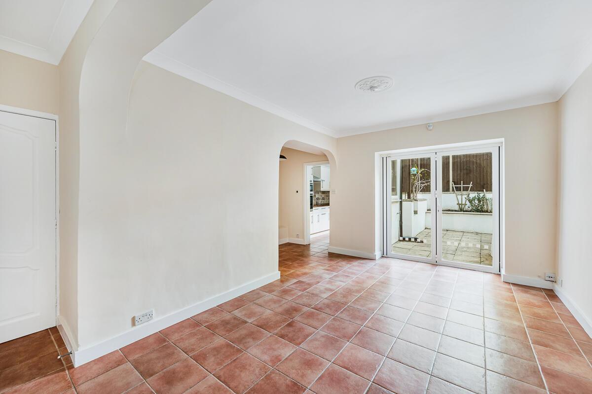 Property Image 145145f8-cb25-44d0-a83f-bb197778930b