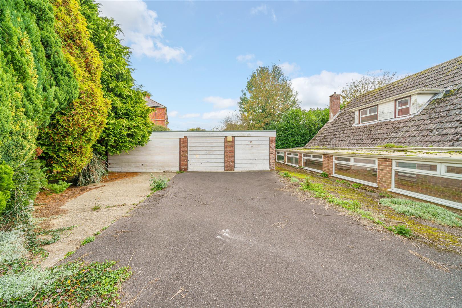 Property Image 1458968b-3edc-4310-89bc-3e260aef622e