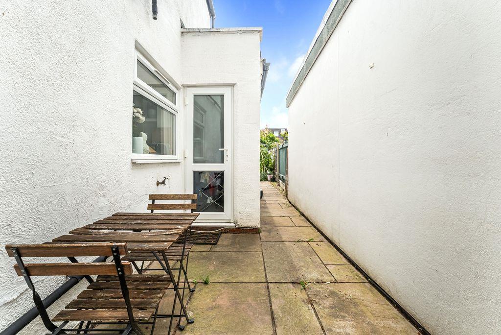 Property Image 145af11c-3d70-4bd9-88c8-598a5019ff15