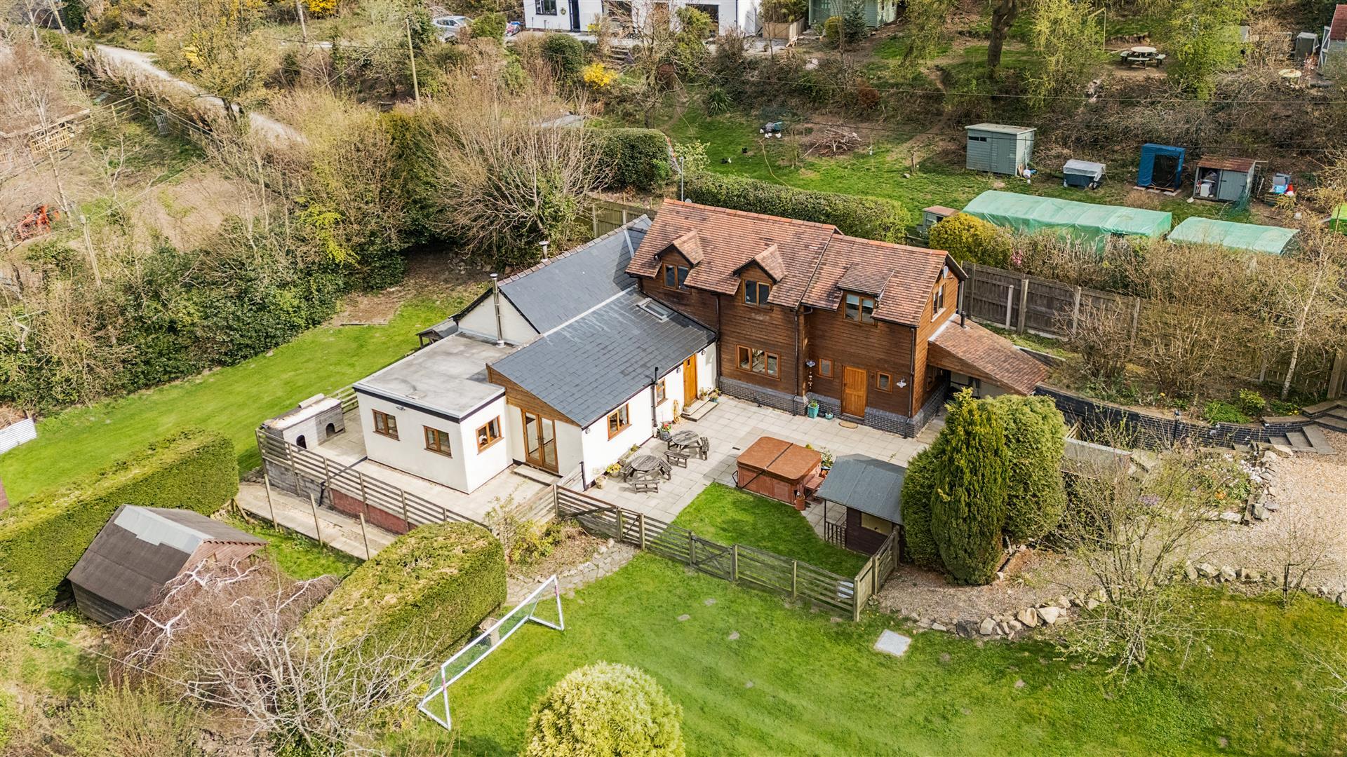 Property Image 145d8761-03fd-4aef-9542-9433dc84d559