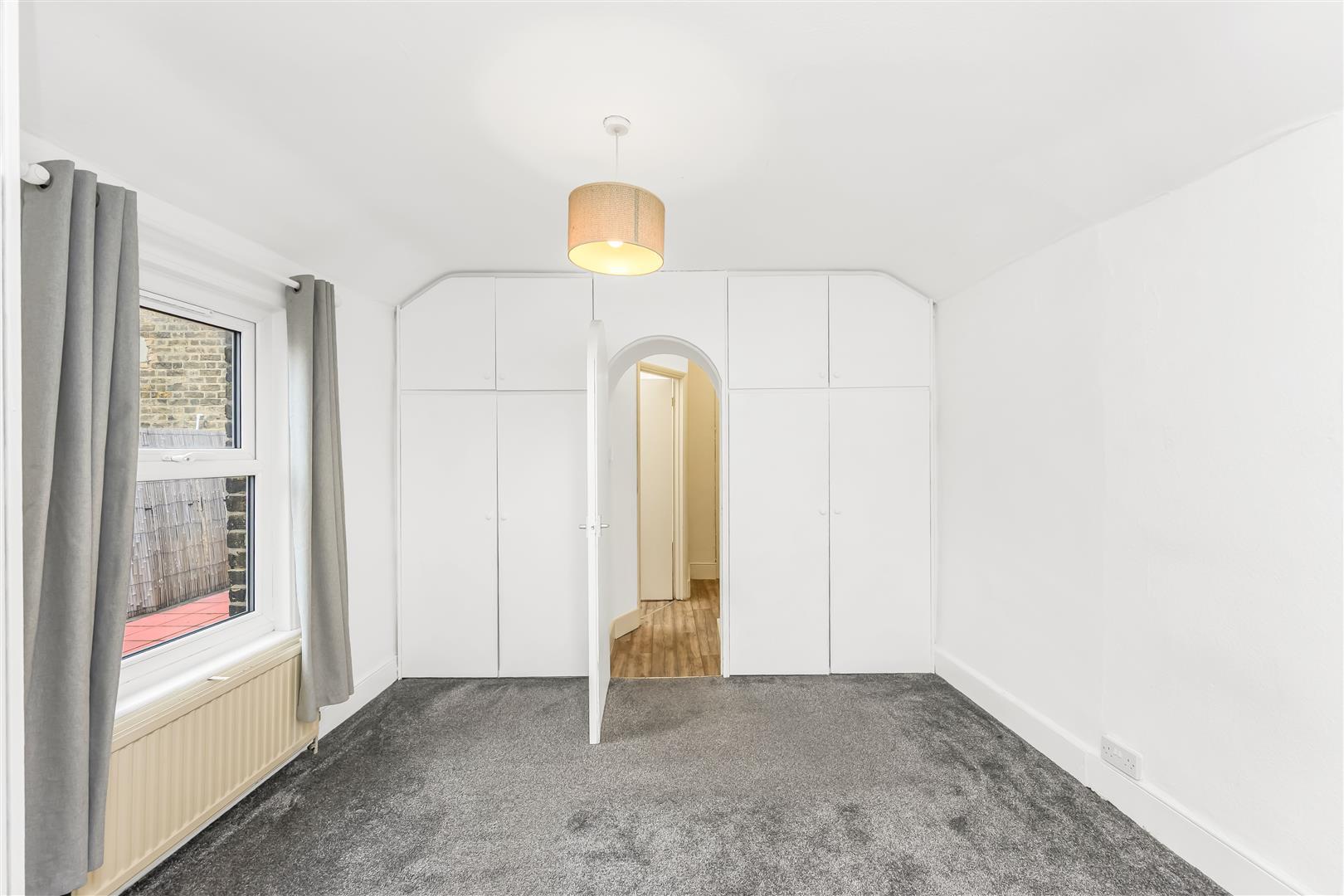 Property Image 1468e88f-7d1e-4429-ba81-d86d7e69c0c2