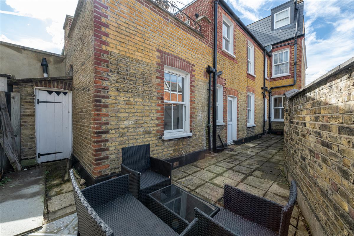 Property Image 14716f5d-cce4-438e-b170-9b1b3ac0acb5